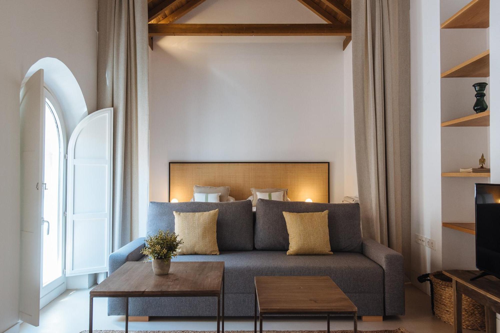 Eva Recommends Castellar Pool & Terrace * Sevilha