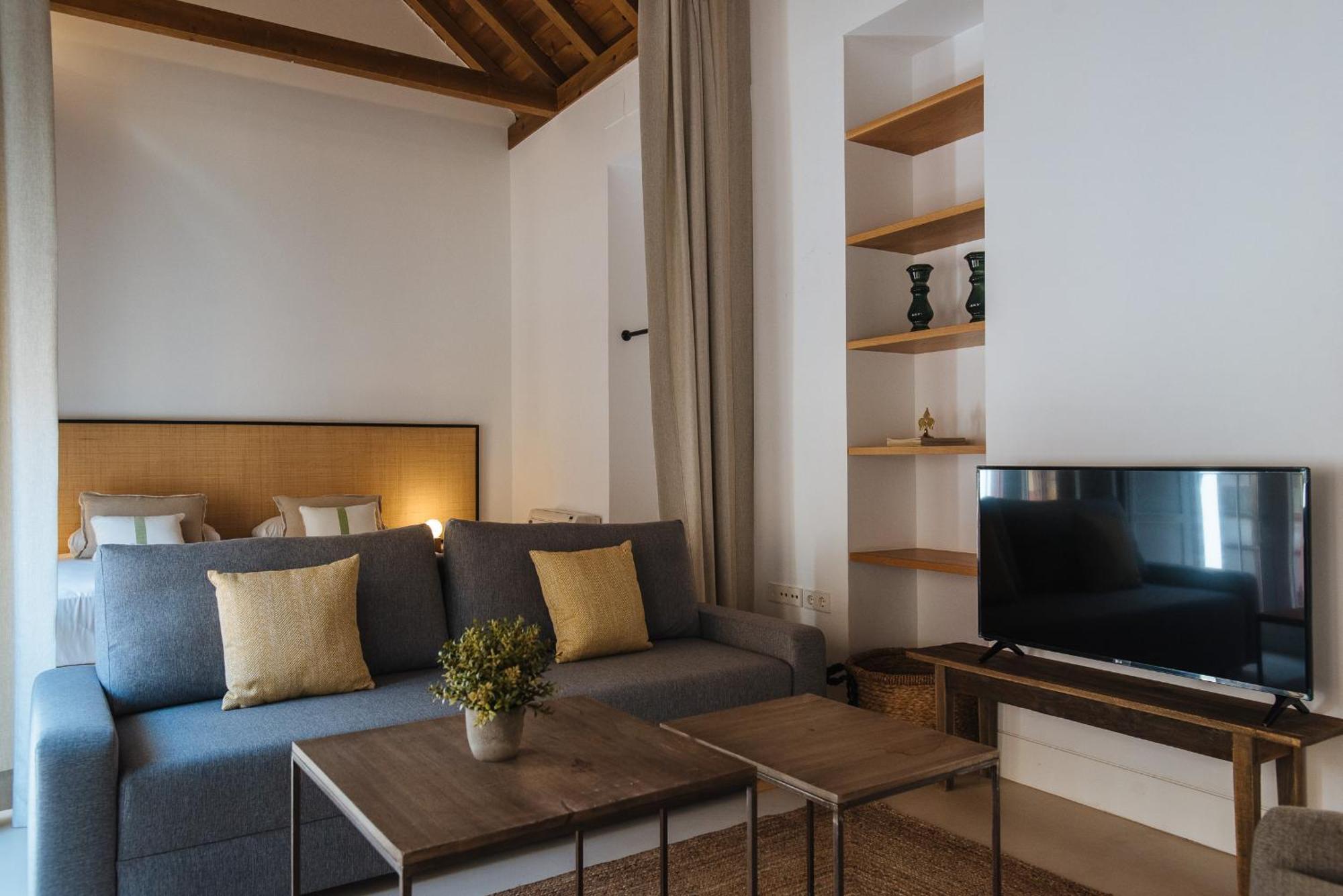 Appartamento Eva Recommends Castellar Pool&terrace